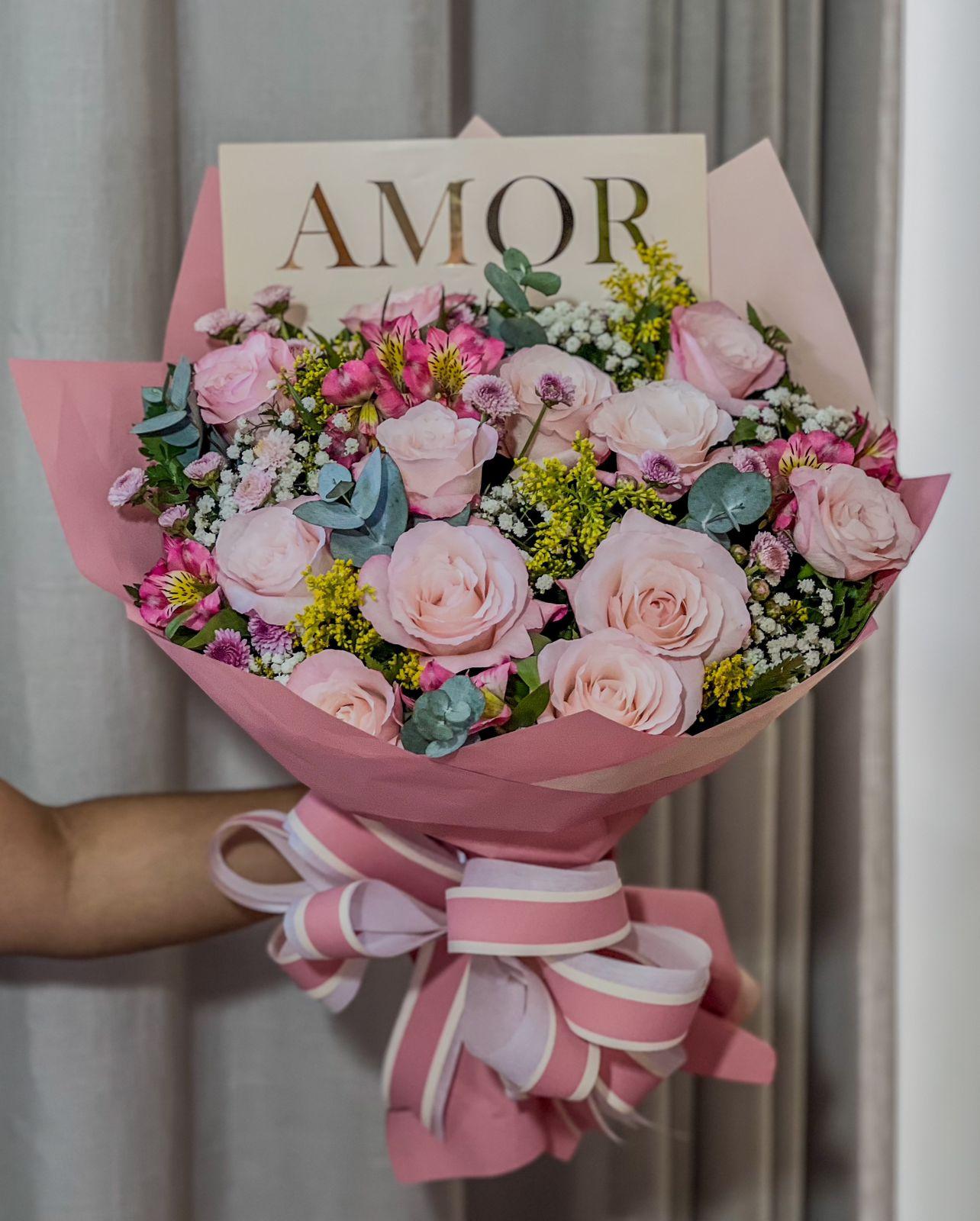 Buquê de Flores Dia das Mães